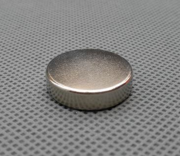 Nam châm viên trắng Neodymium D20*5mm ( đường kính 20m dày 5mm )